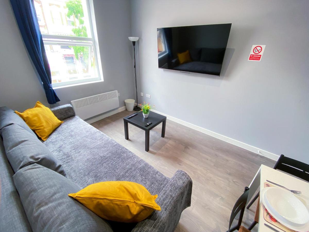 לונדון Stylish 1 Bedroom Flat In Wood Green מראה חיצוני תמונה